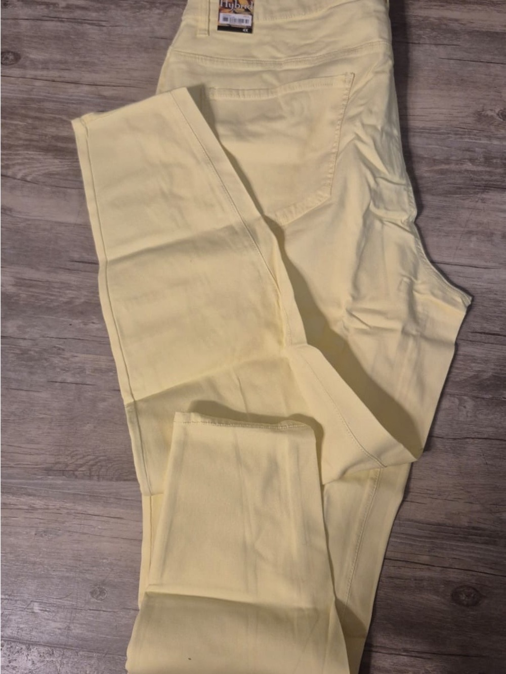 Hybrid & Company Pale Yellow Skinny Stretch Pants